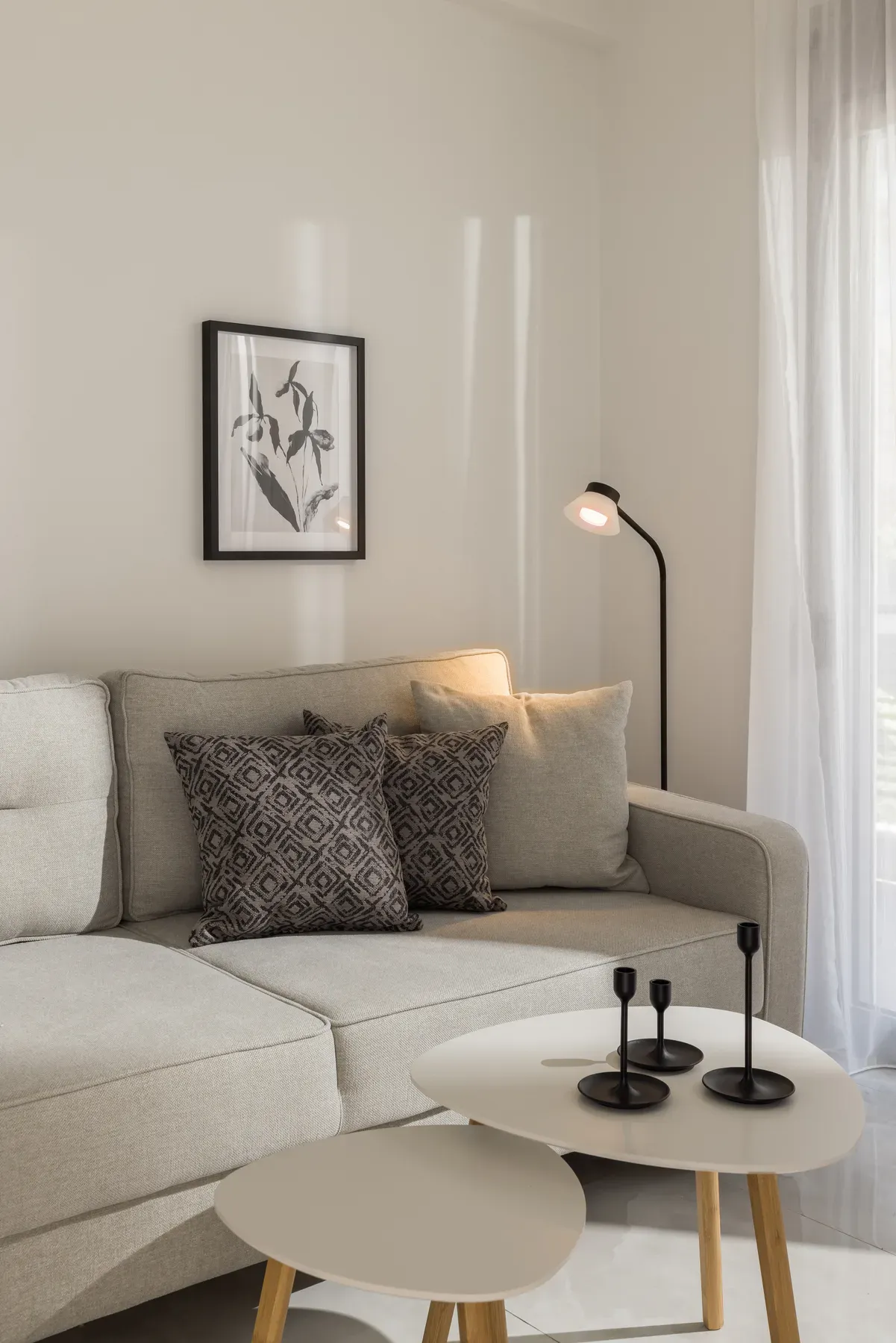 Queen-size sofa bed in the living area