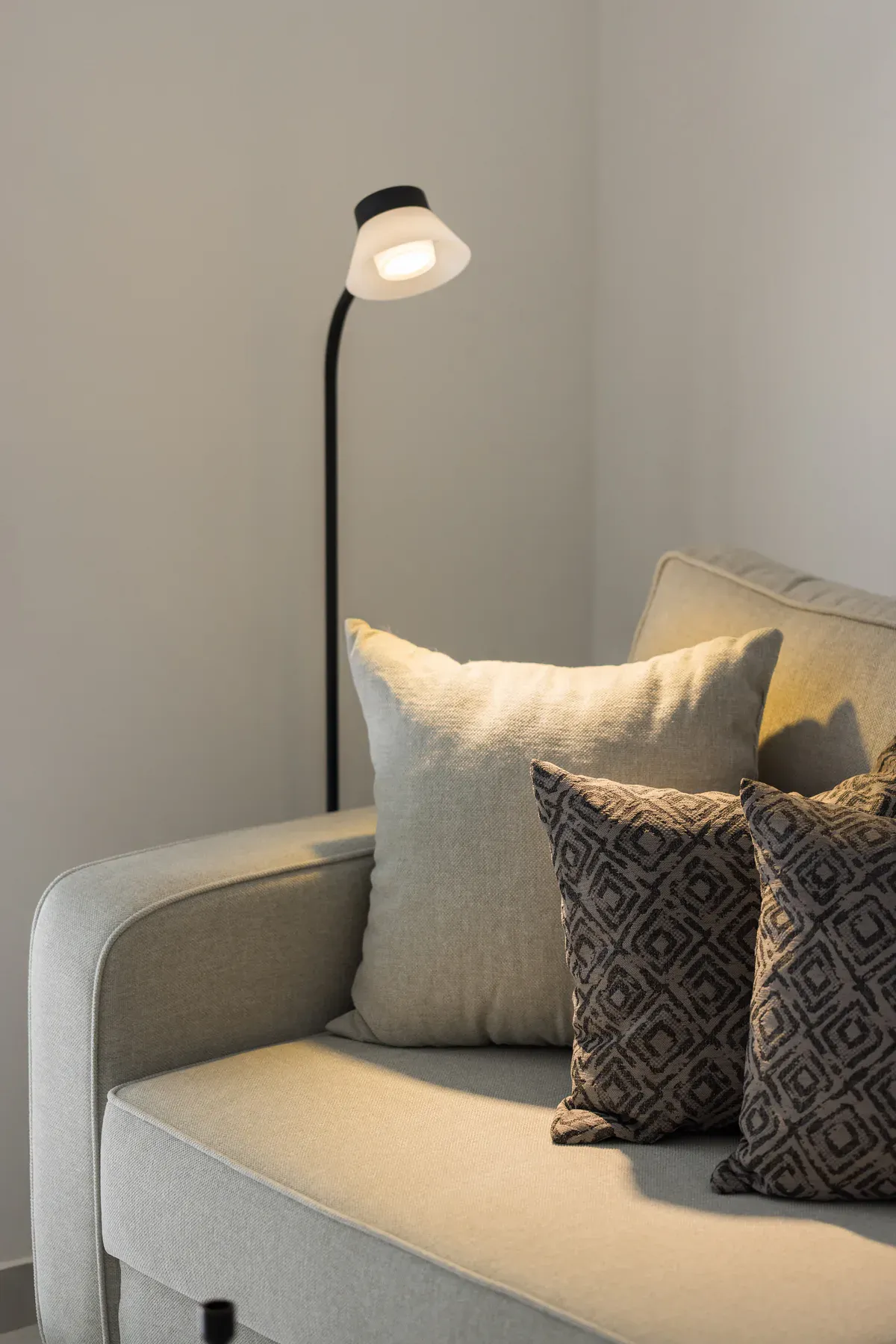 Decorative cushions in the bright living area